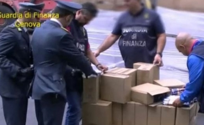 Türkiye'de üretilen ve İtalya'da el konan tonlarca makarna fakirlere bağışlandı