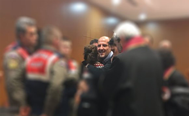 Ahmet Şık: Cemaatçileri görünce lafı sokup gidiyorum