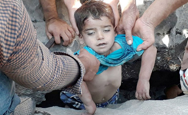 Kaybolan 2,5 yaşındaki Ferhat, 25 saat sonra kayalıklarda bulundu