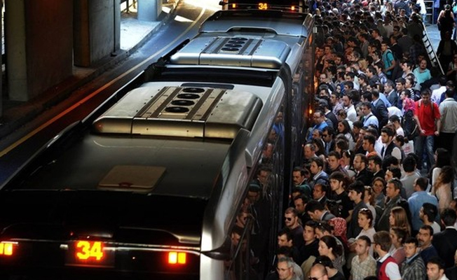 ‘İBB’nin akbil iadesinden ayıplı kazancı 196 milyon’