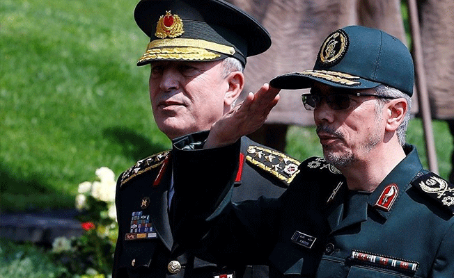 Hulusi Akar İran'da