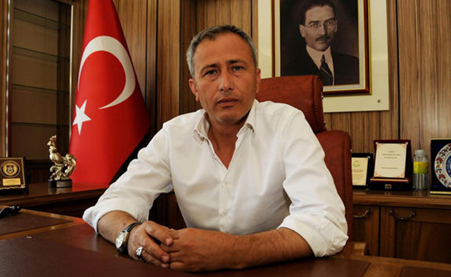 MHP'ye bir şok daha: Başkan Çetin partisinden istifa etti!