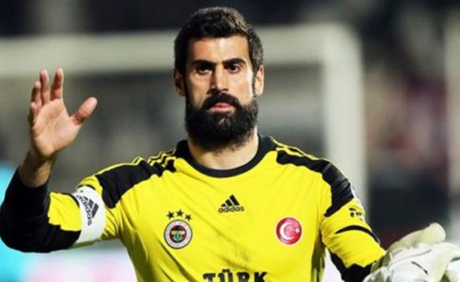 Volkan Demirel kendisine cep telefonu atan taraftar hakkında ifade verdi