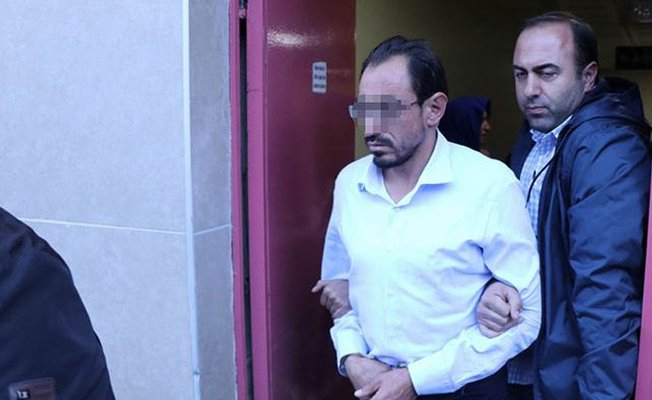 'İş bul' diyen annesini 40 yerinden bıçaklayıp boğazını keserek öldürdü!
