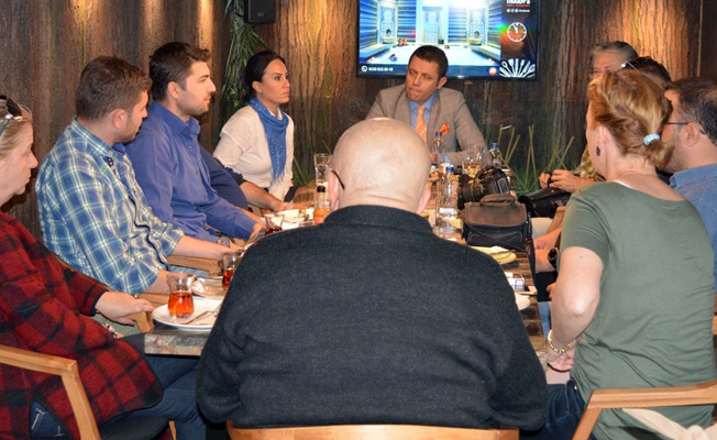 Yerel Gazetecilerden 'ortak karar'