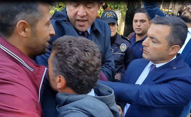 TBMM girişinde CHP'li vekillere müdahale