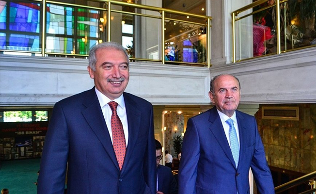 Topbaş: İlahiyat eğitimi aldım, FETÖ'cü olamayız