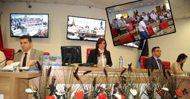 AKP Aydın'da '15 Temmuz Demokrasi Kavşağı' ismine itiraz etti