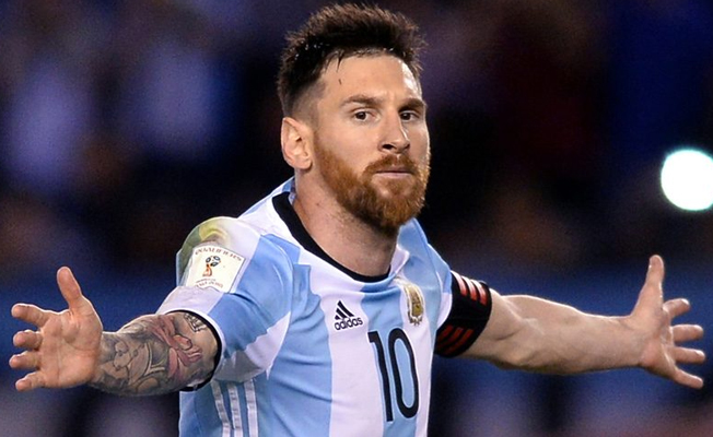 Dünya nefesini tuttu, Messi'yi bekliyor!