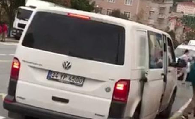 21 öğrenci taşıyan okul servisi trafikten men edildi