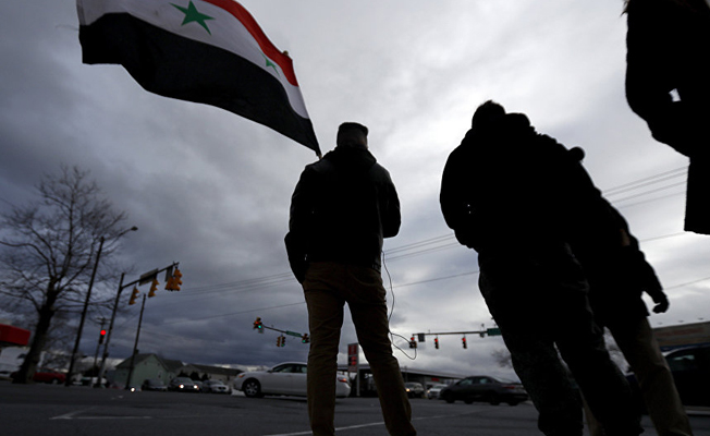 Suriye ordusu, Deyr ez Zor'un doğusundaki Mayadin'e girdi