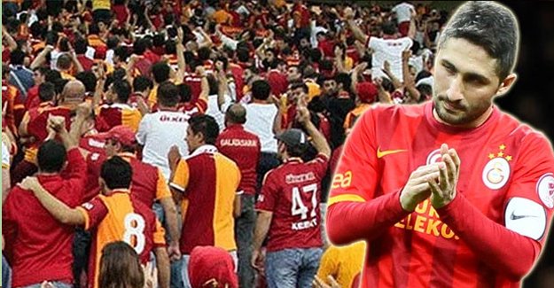 Galatasaray taraftarı suskunluğunu bozdu