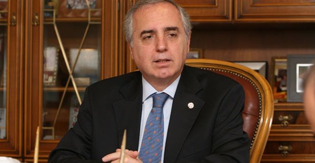 Ünlü iş adamı ve iki oğlu gözaltına alındı