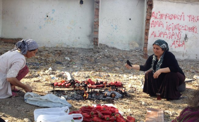 Kadınlar Sur’u ziyaret etti