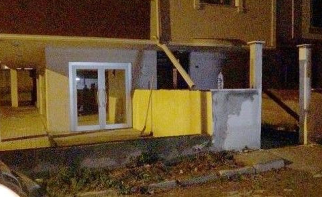 Açığa alınan polis, yıkılan duvarın altında kalarak öldü