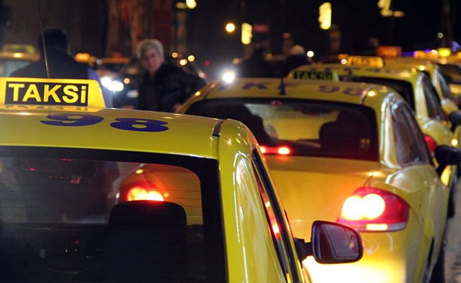 Taksicilerden Uber'e karşı ortak mücadele kararı!