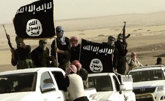 'Yüzlerce IŞİD militanı peşmergeye teslim oldu'