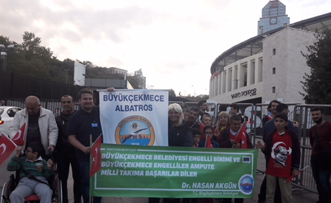 Büyükçekmeceli engelliler tarihe tanıklık etti