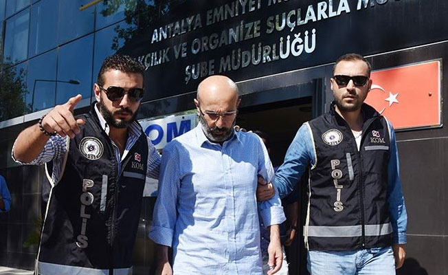 Merkez Valisi FETÖ’den tutuklandı!
