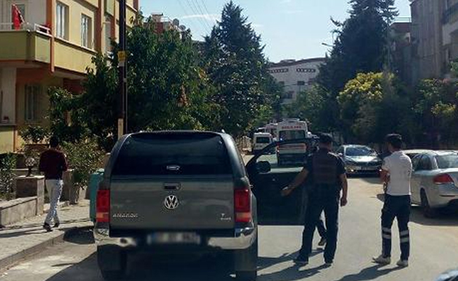 Gaziantep'te polisin operasyona gittiği evden ateş açıldı!
