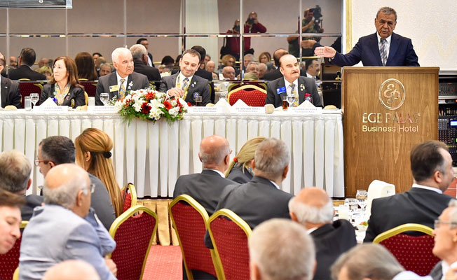 Aziz Kocaoğlu adaylık sinyalini verdi