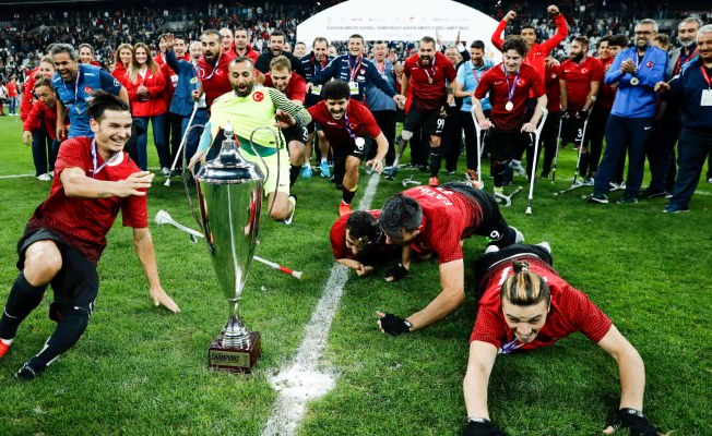 Hakları ödenmez ama... Yeni ödül yolda!