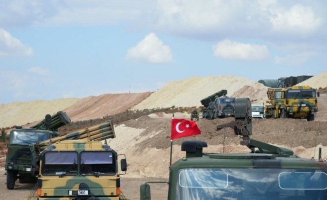 Mehmetçik İdlib'e Yerleşiyor: YPG ateş mesafesinde
