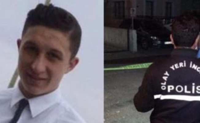 Oğlu Annesine küfür ederek sözlü tacizde bulunduğunu öne sürdüğü kişiyi öldürdü