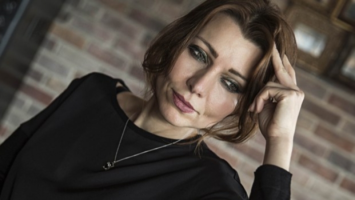 Elif Şafak…Her hali mubah olursa...