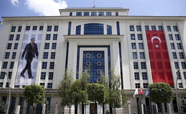 AKP'de istifa depremi!