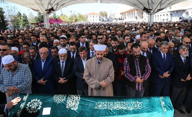 Lütfi Kibiroğlu'nun cenaze törenine Gül ve Davutoğlu da katıldı