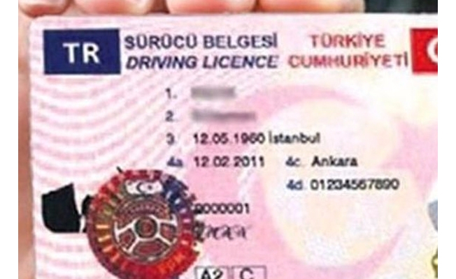 Ehliyette ön sınav kalktı