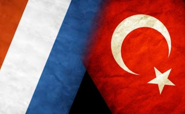 Hollanda, FETÖ'ye kucak açtı