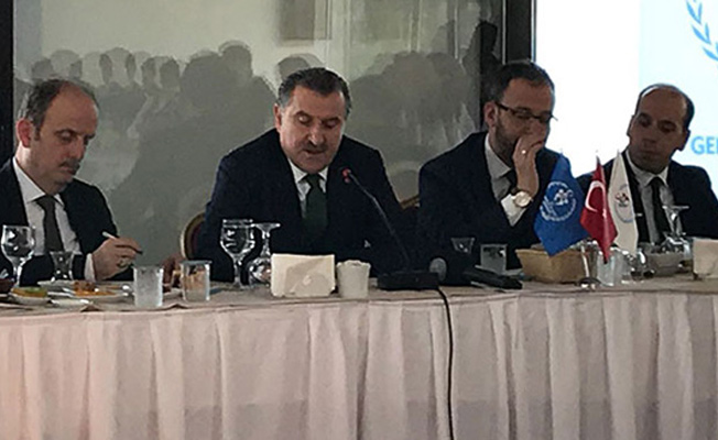 Spor bakanından 'Yabancı sporcu' açıklaması