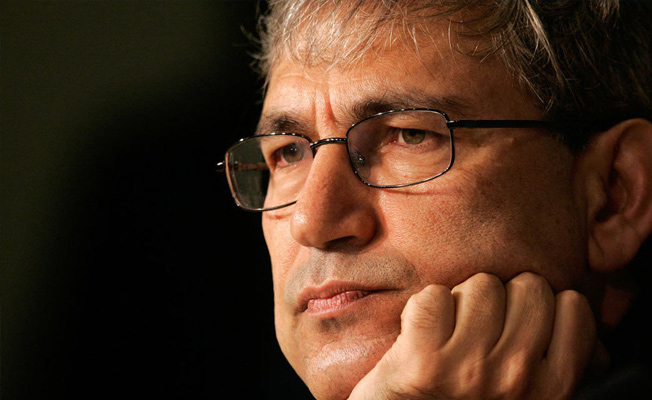 Orhan Pamuk: Solcular beni davet eder, on dakikada unuturlardı