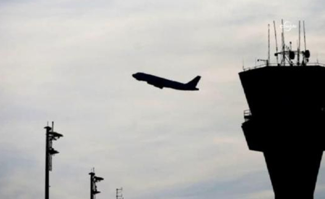 Minibüs şoförünün kural ihlalini pilot kuleye bildirdi