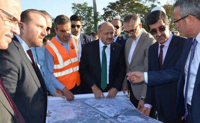 Bakan Işık müteahhide kızdı: Size yakışmadı!
