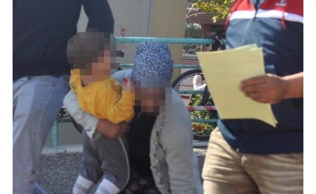 3 yaşındaki çocuğuyla cezaevine konuldu