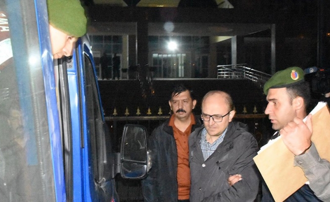 Şike ve Ergenekon hakimleri Yunanistan'a kaçarken yakalandı