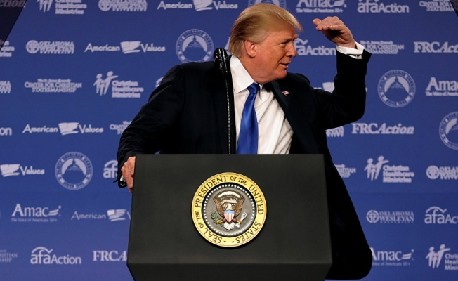 O milyarder, Trump için görevden uzaklaştırma kampanyası başlattı