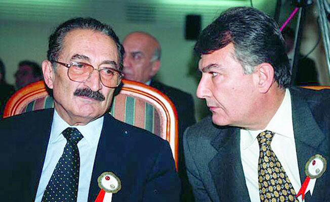 Ecevit çevirdi: Baykal'ın yorumundan 'Adam olmak' şiiri
