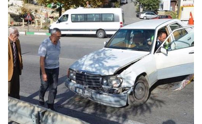 Sanatçının yaptığı kaza trafikte 92 yaş tartışmasını başlattı