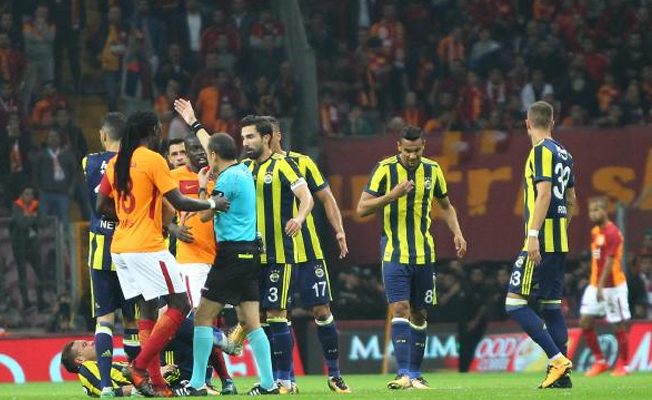 Dev derbide eşitlik bozulmadı!