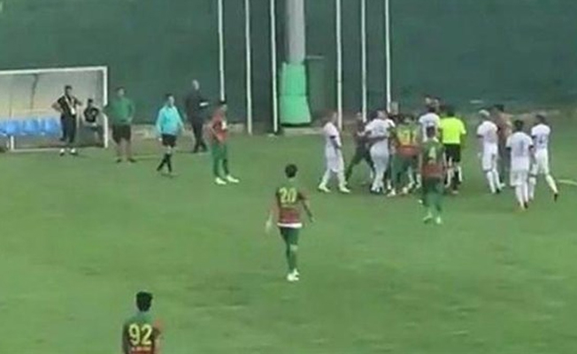Sarıyer-Amedspor maçında Deniz Naki'ye saldırı