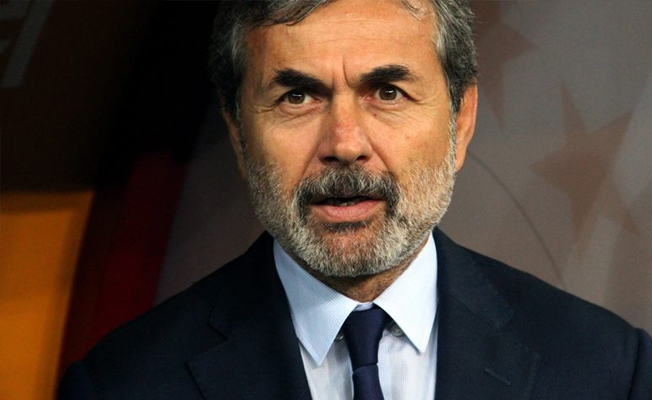 Aykut Kocaman: 10 kişi kalan takımı yenemediğimiz için üzgünüz!
