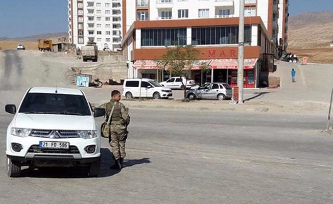 Diyarbakır Silvan'da giriş çıkışlar kapatıldı, mahallede operasyon başladı