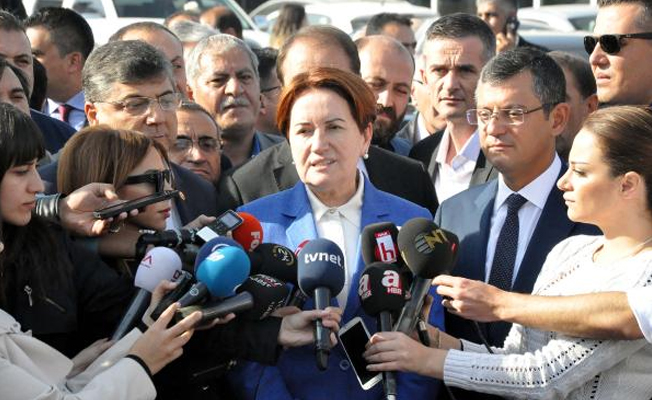 Meral Akşener, Baykal'ı ziyaret etti!