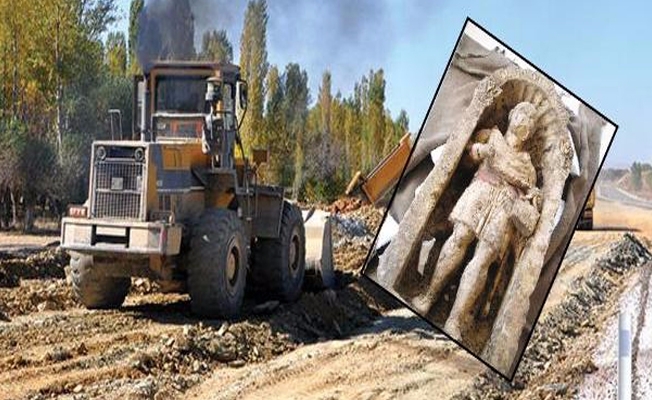 7 bin yıllık tarihi yok ettiler!