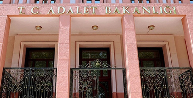 Adalet Bakanlığı'ndan 'vize verilmedi' iddialarına yalanlama