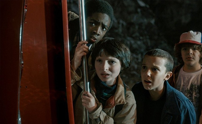 'Stranger Things'in yeni sezonu Barış Manço'nun 'Dönence'siyle tanıtıldı